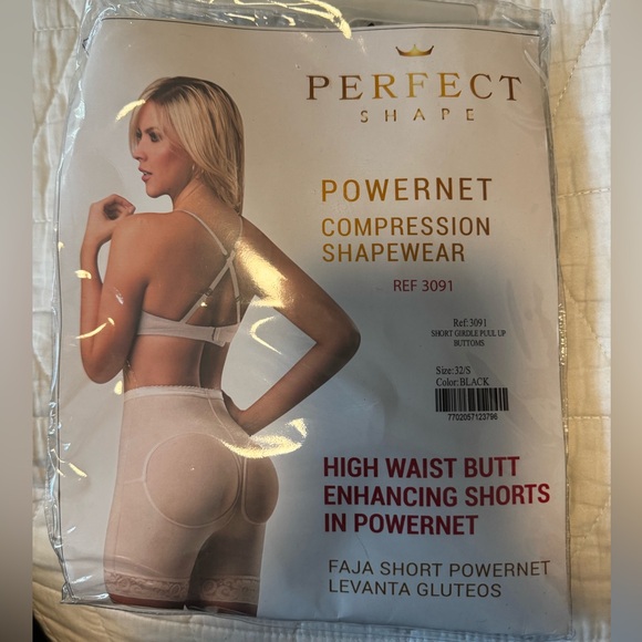 High waisted butt enhancing shorts, faja, compression shapewear shorts - Picture 2 of 5